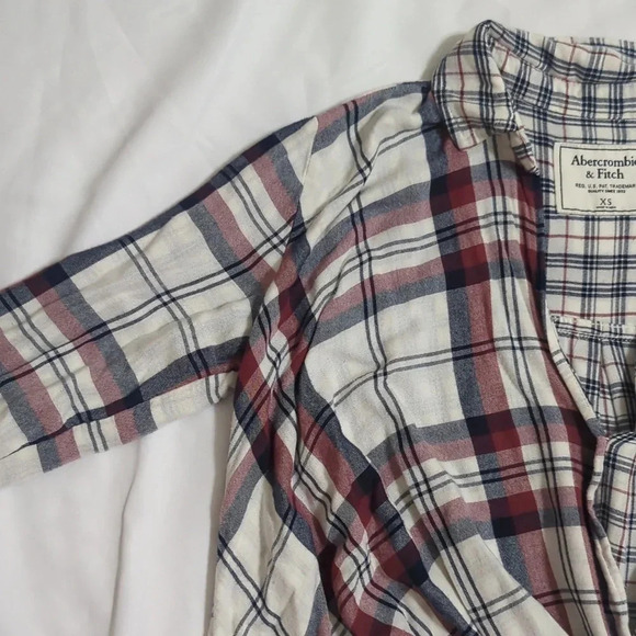 Abercrombie & Fitch Wrap Front Flannel Shirt, Color White/Red/Blue Size XS - Picture 5 of 16